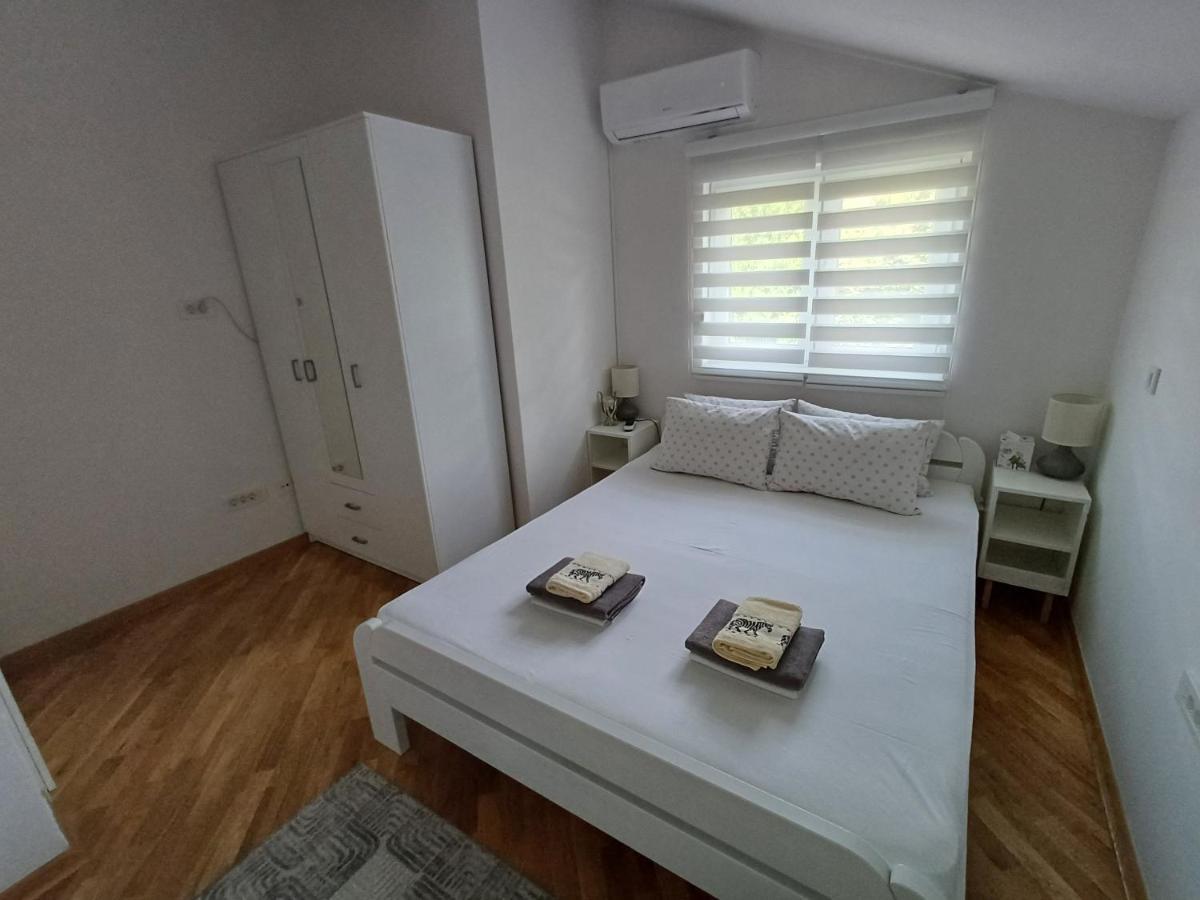 מוסטר Villa Tamara With Garden And River View - Free Private Parking - Garage מראה חיצוני תמונה